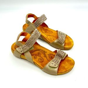 Taos leather Bonnie woven comfort sandals 39